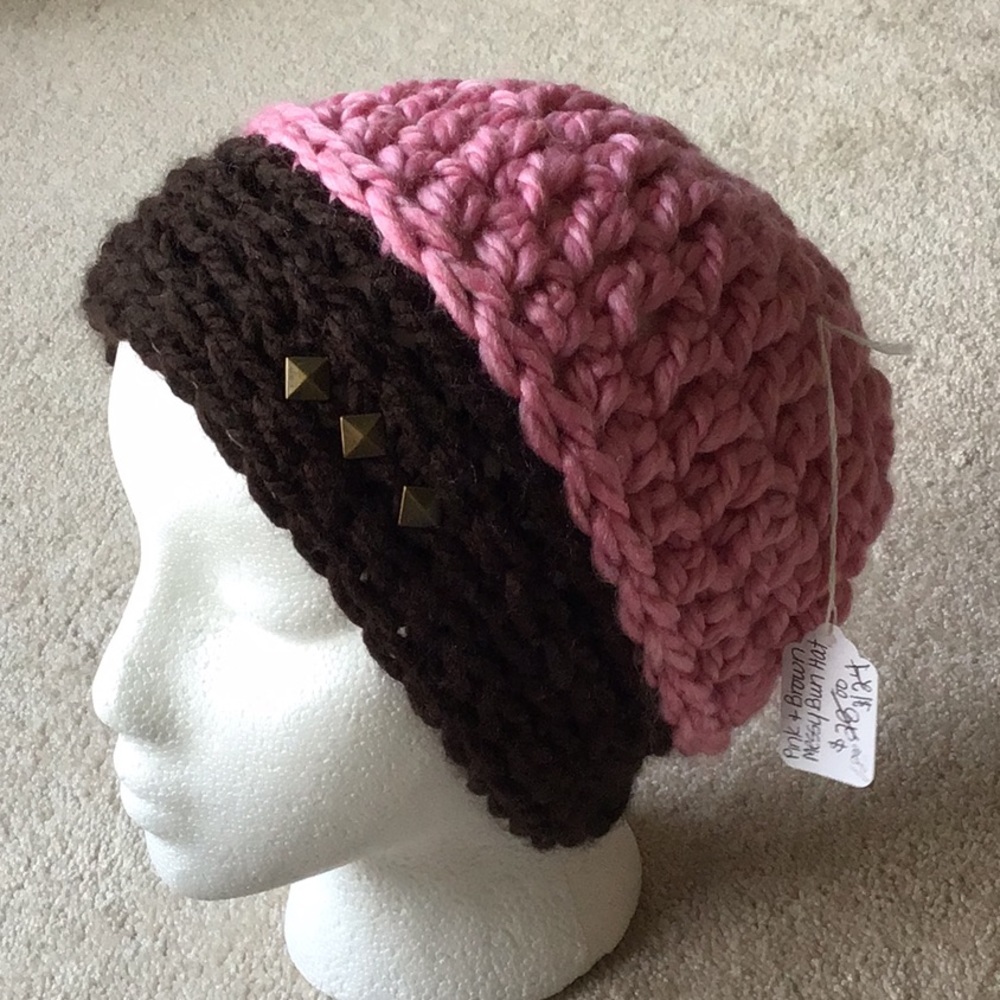Messy Bun Hat Crochet Pink/Brown